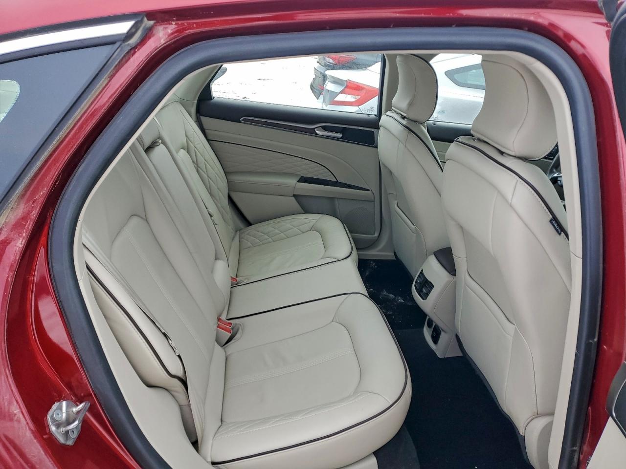 2018 FORD FUSION TITANIUM/PLATINUM HEV photo 10