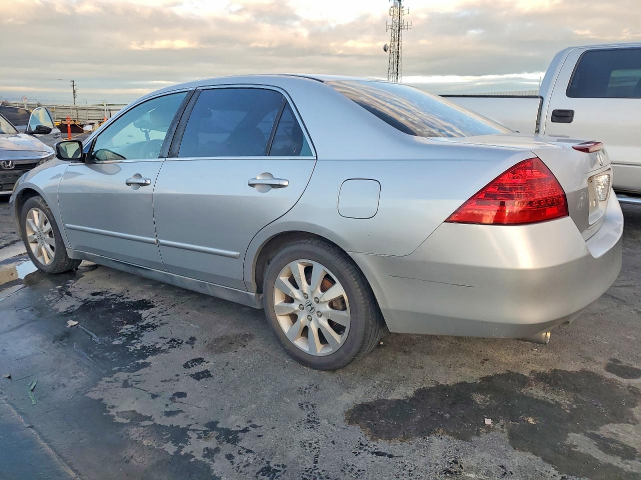 2007 HONDA ACCORD SE photo 2