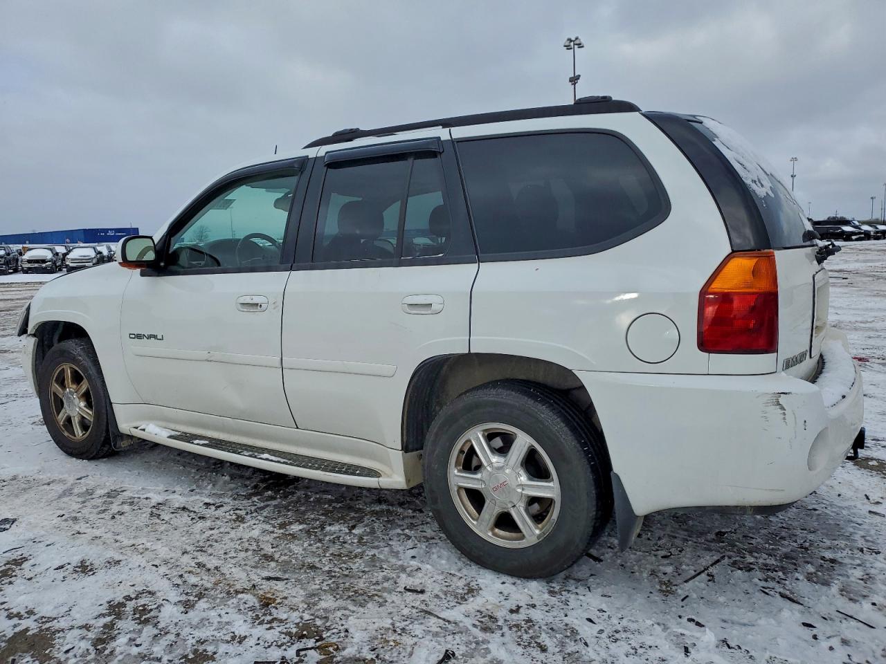 2005 GMC ENVOY DENALI photo 3