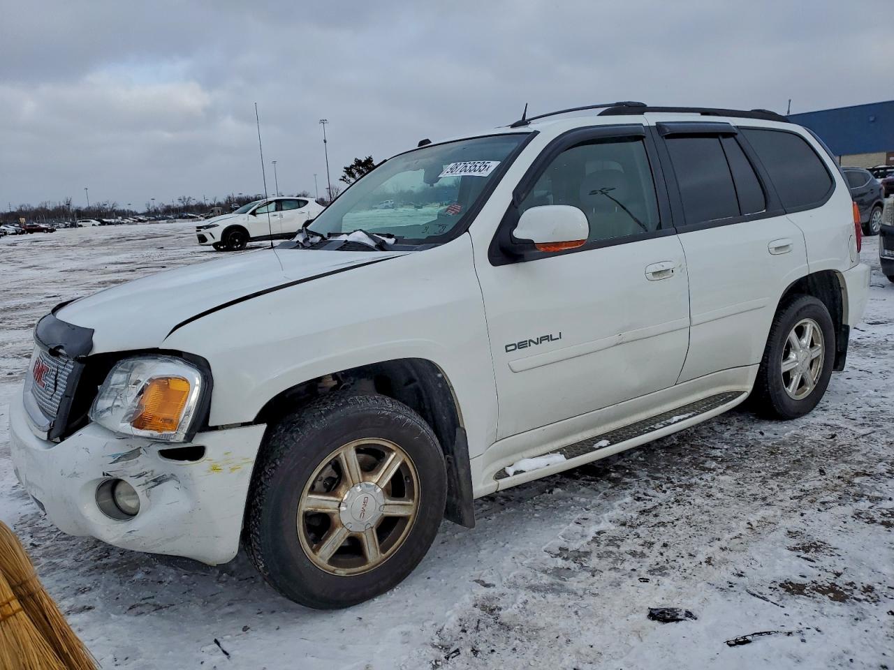 2005 GMC ENVOY DENALI photo 2