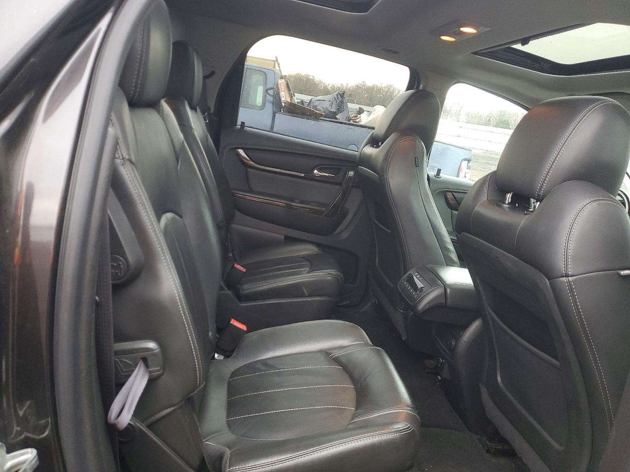 2015 GMC ACADIA DENALI photo 11