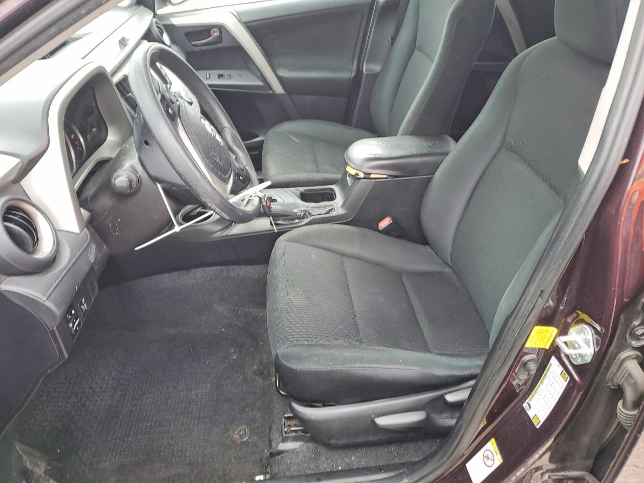 2016 TOYOTA RAV4 LE photo 7