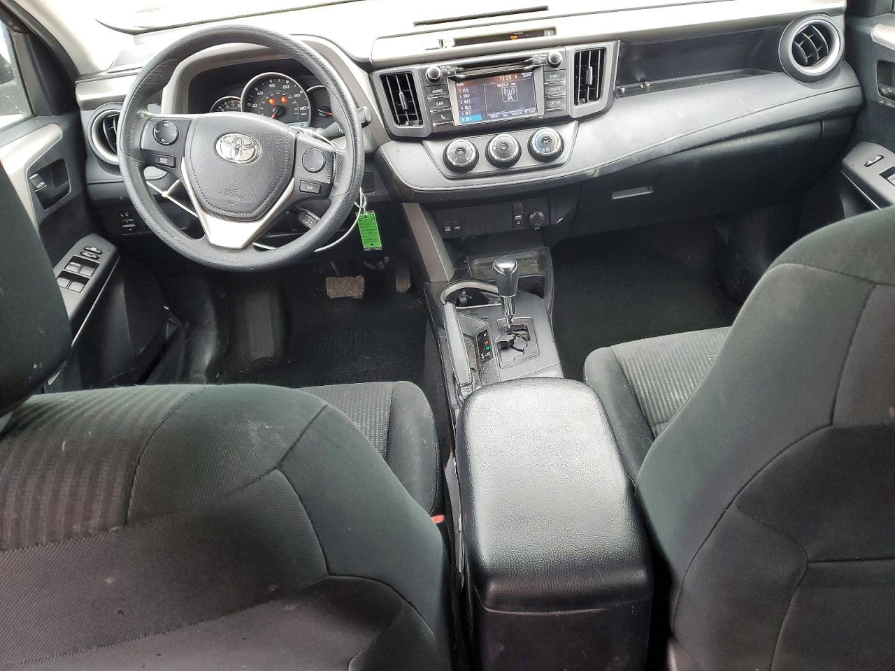 2016 TOYOTA RAV4 LE photo 8
