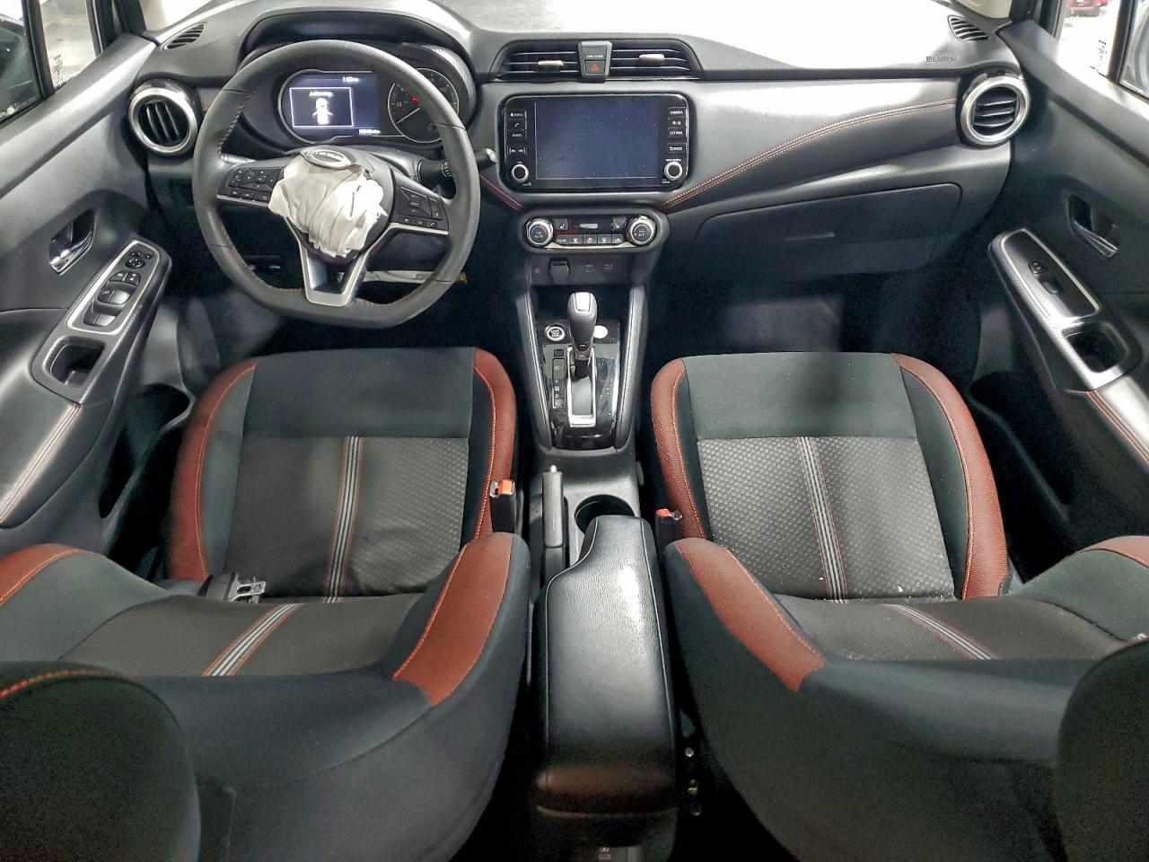 2024 NISSAN VERSA SR photo 8