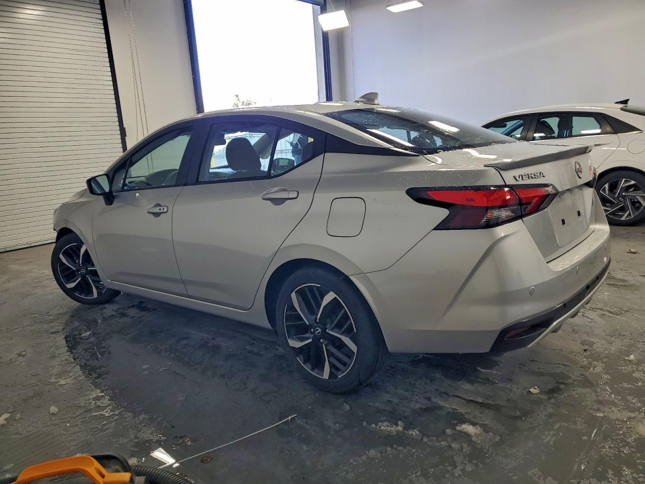 2024 NISSAN VERSA SR photo 2
