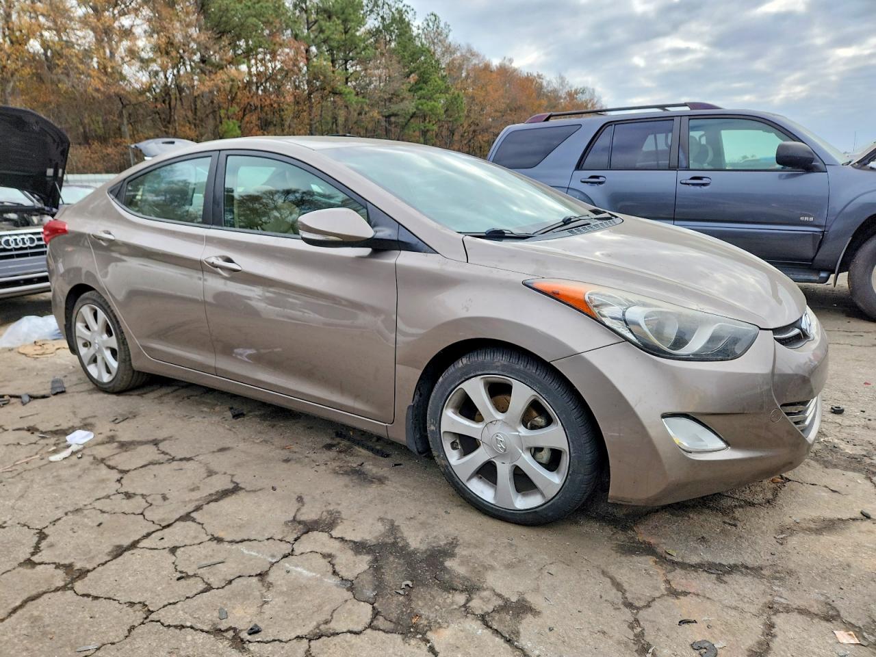 2013 HYUNDAI ELANTRA GLS photo 4