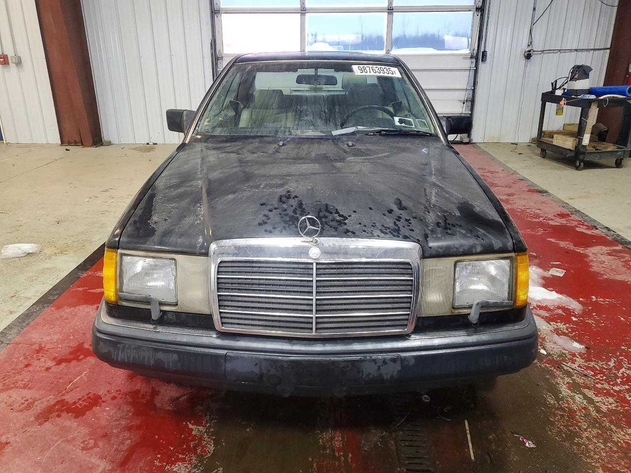 1990 MERCEDES-BENZ 300 CE photo 5