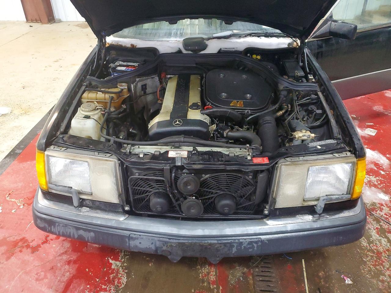 1990 MERCEDES-BENZ 300 CE photo 11