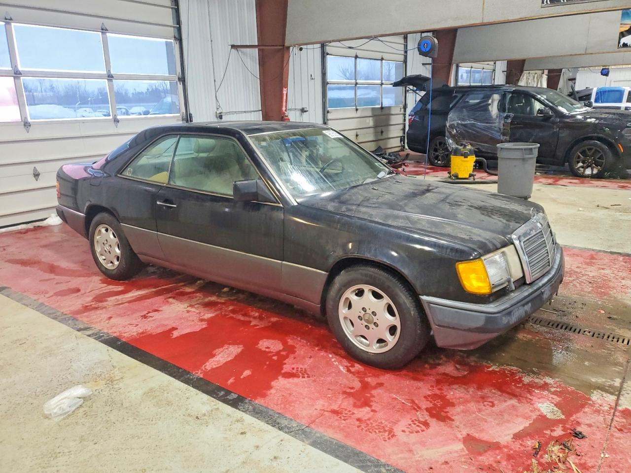 1990 MERCEDES-BENZ 300 CE photo 4