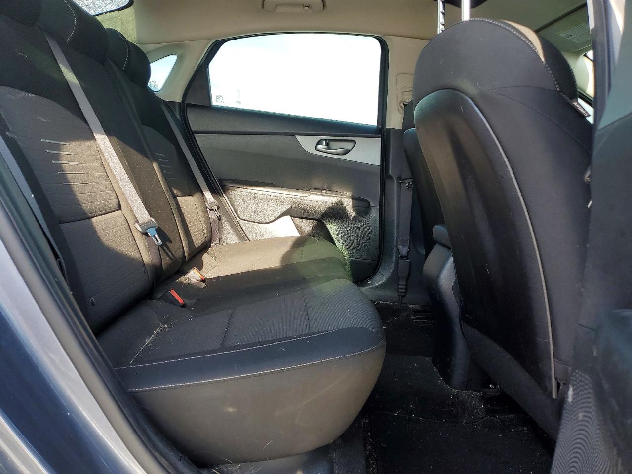 2019 KIA FORTE FE photo 10