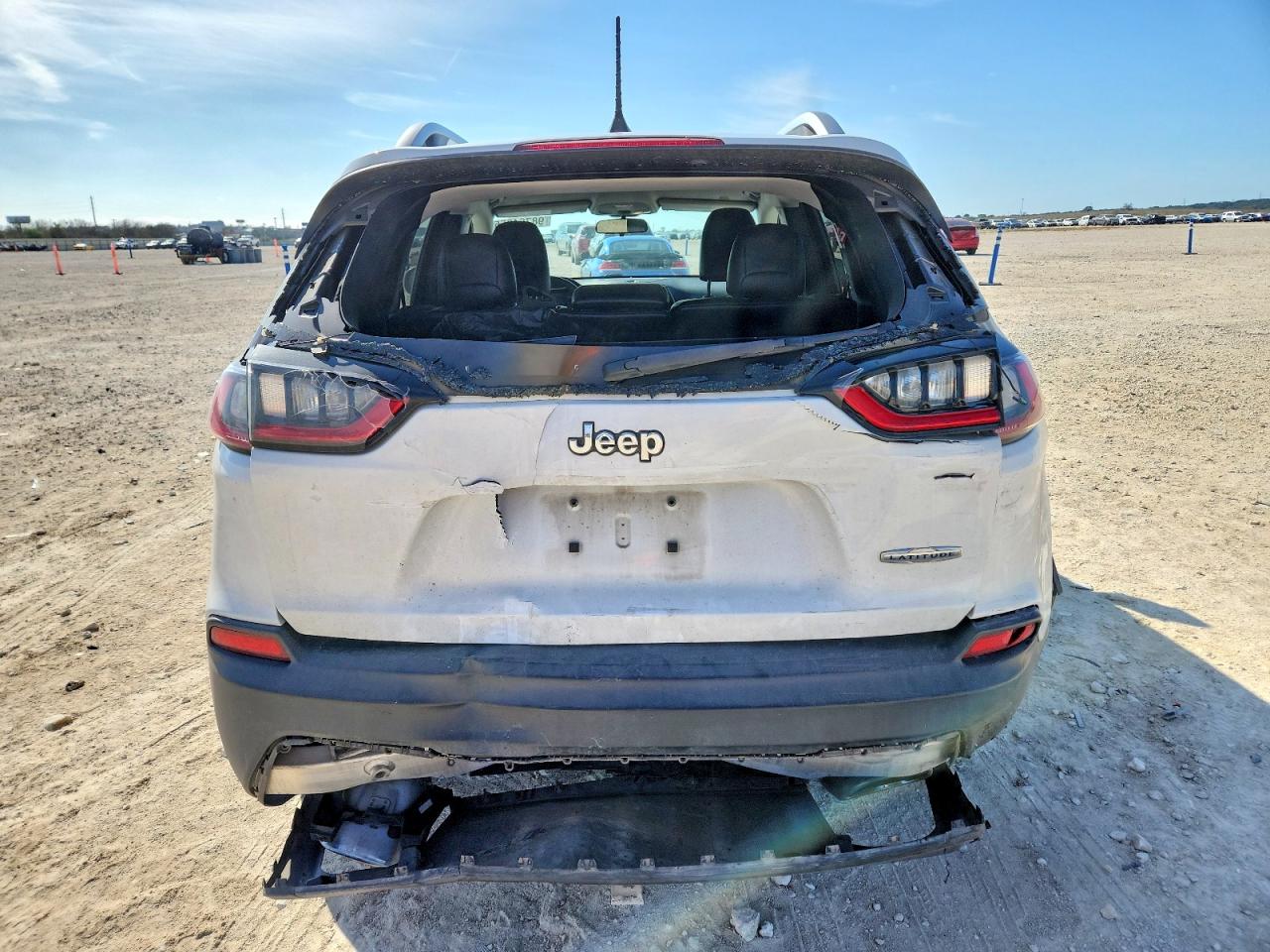 2019 JEEP CHEROKEE LATITUDE PLUS photo 6