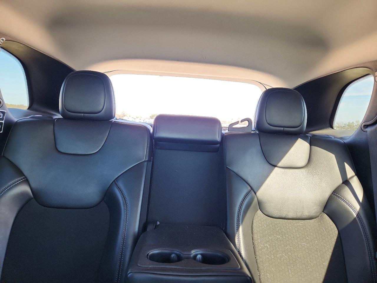 2019 JEEP CHEROKEE LATITUDE PLUS photo 10