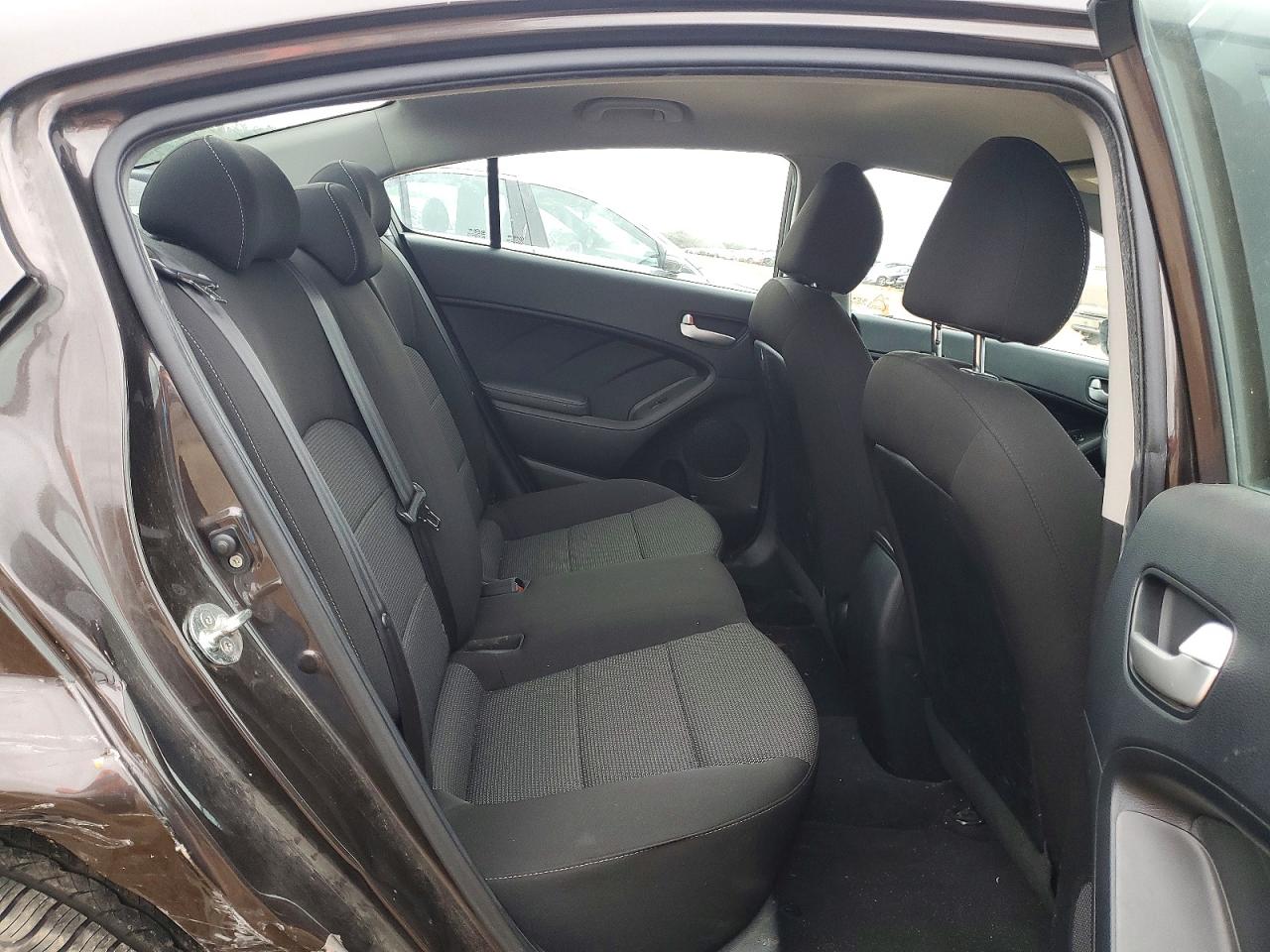 2018 KIA FORTE LX photo 10