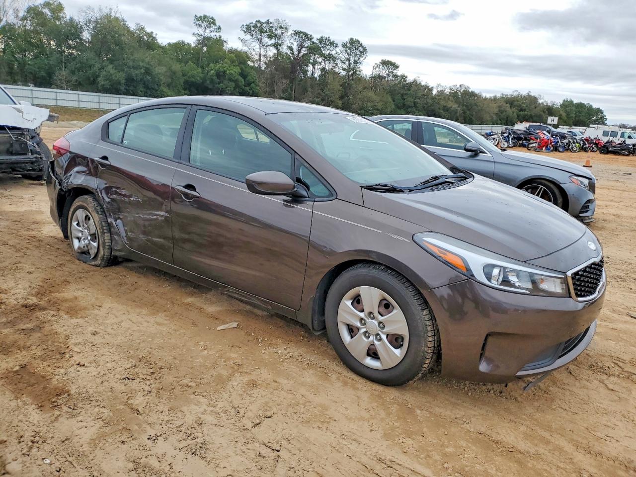 2018 KIA FORTE LX photo 4