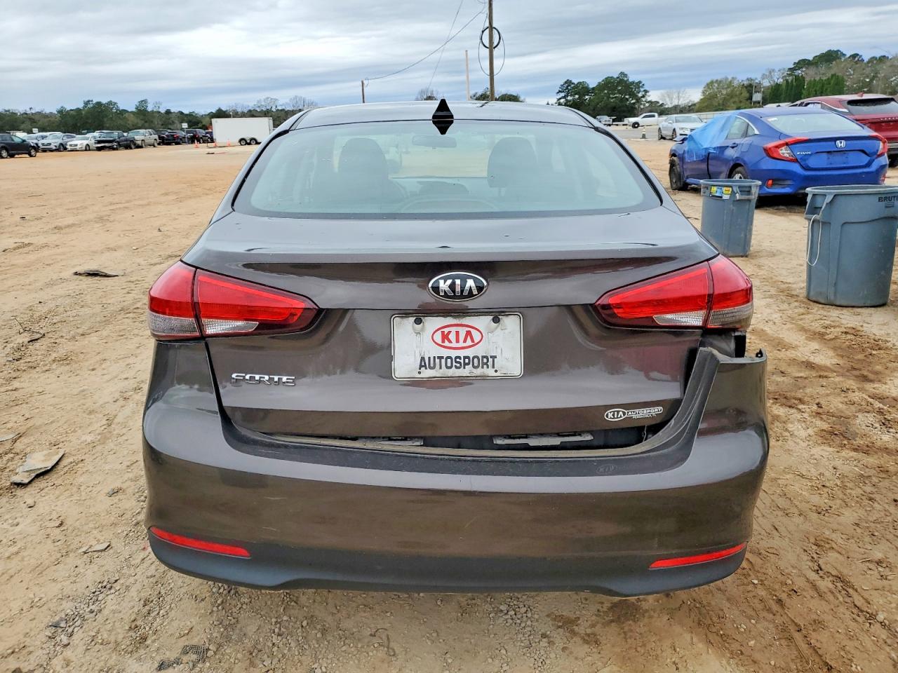 2018 KIA FORTE LX photo 6