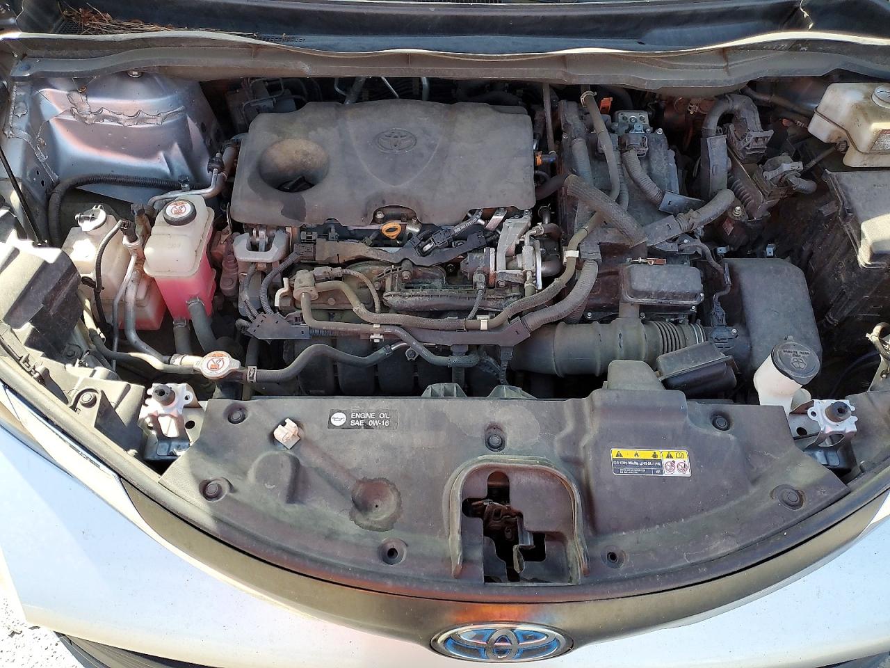 2021 TOYOTA SIENNA LE photo 12