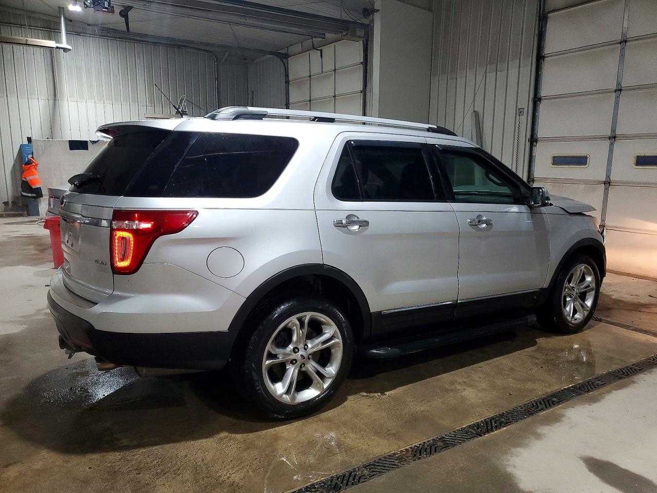 2015 FORD EXPLORER LIMITED photo 3