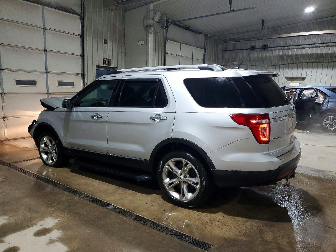 2015 FORD EXPLORER LIMITED photo 2