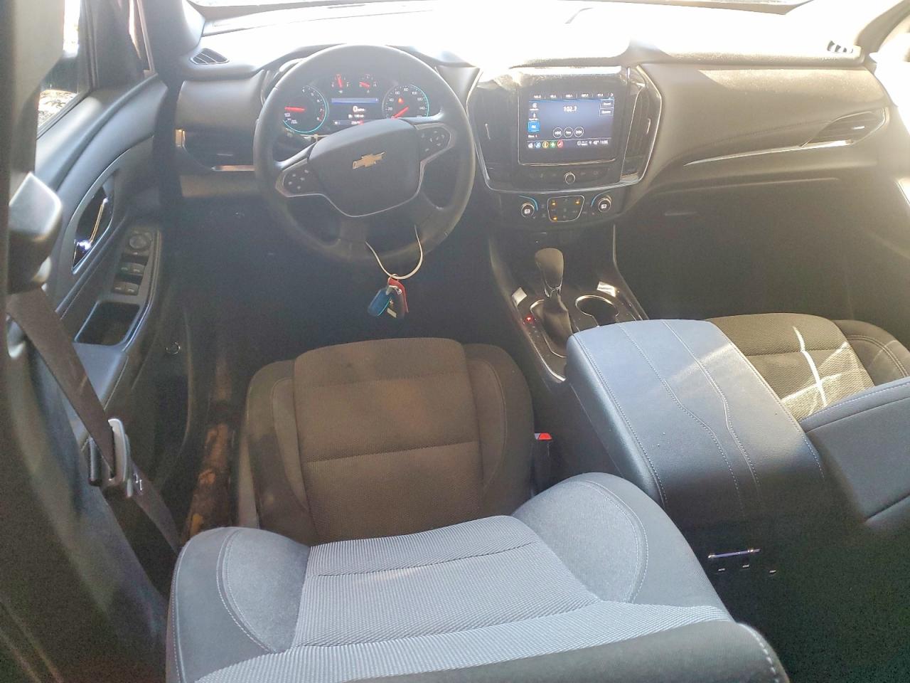 2023 CHEVROLET TRAVERSE LT photo 8
