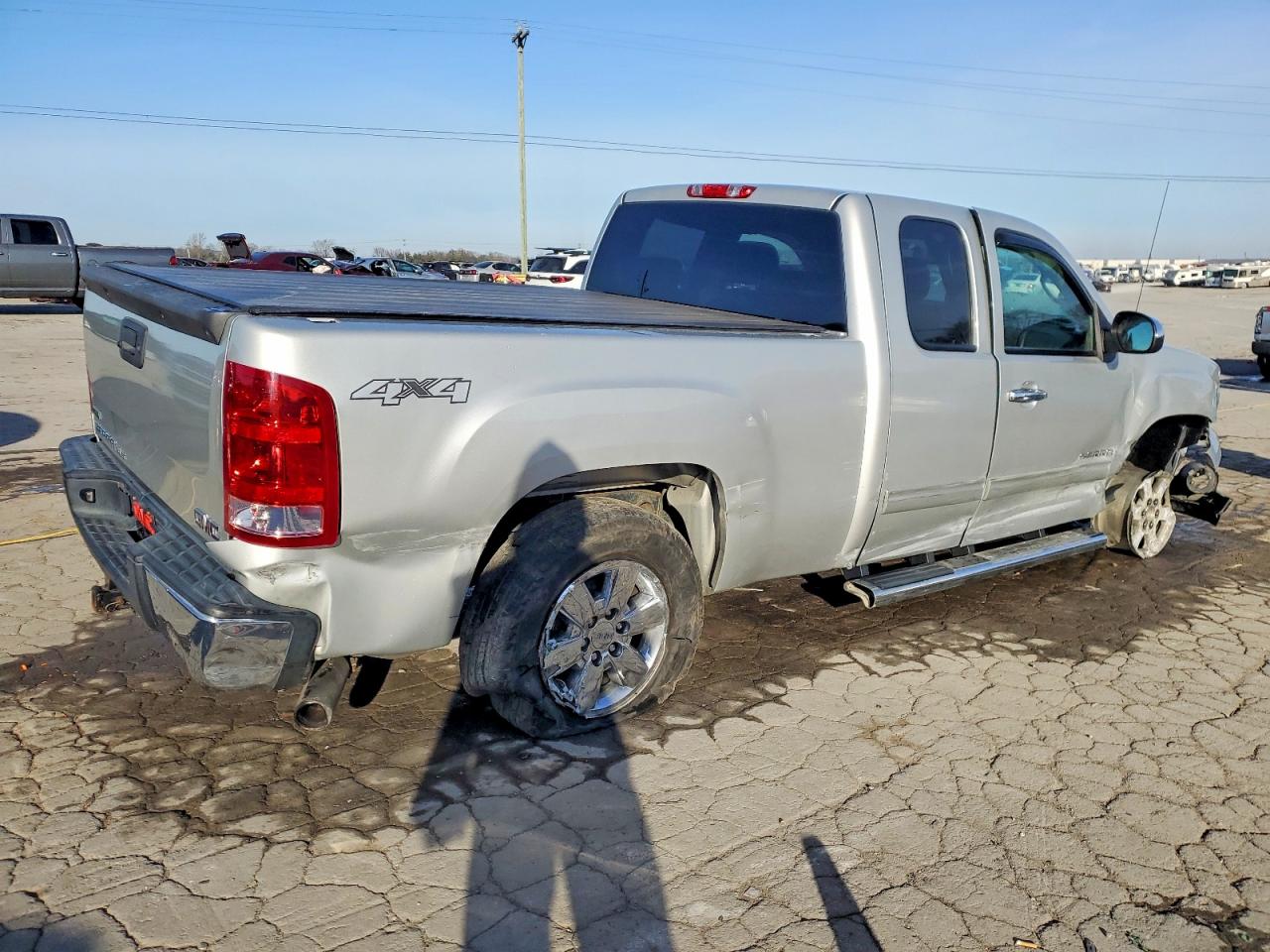 2011 GMC SIERRA K1500 SLE photo 3