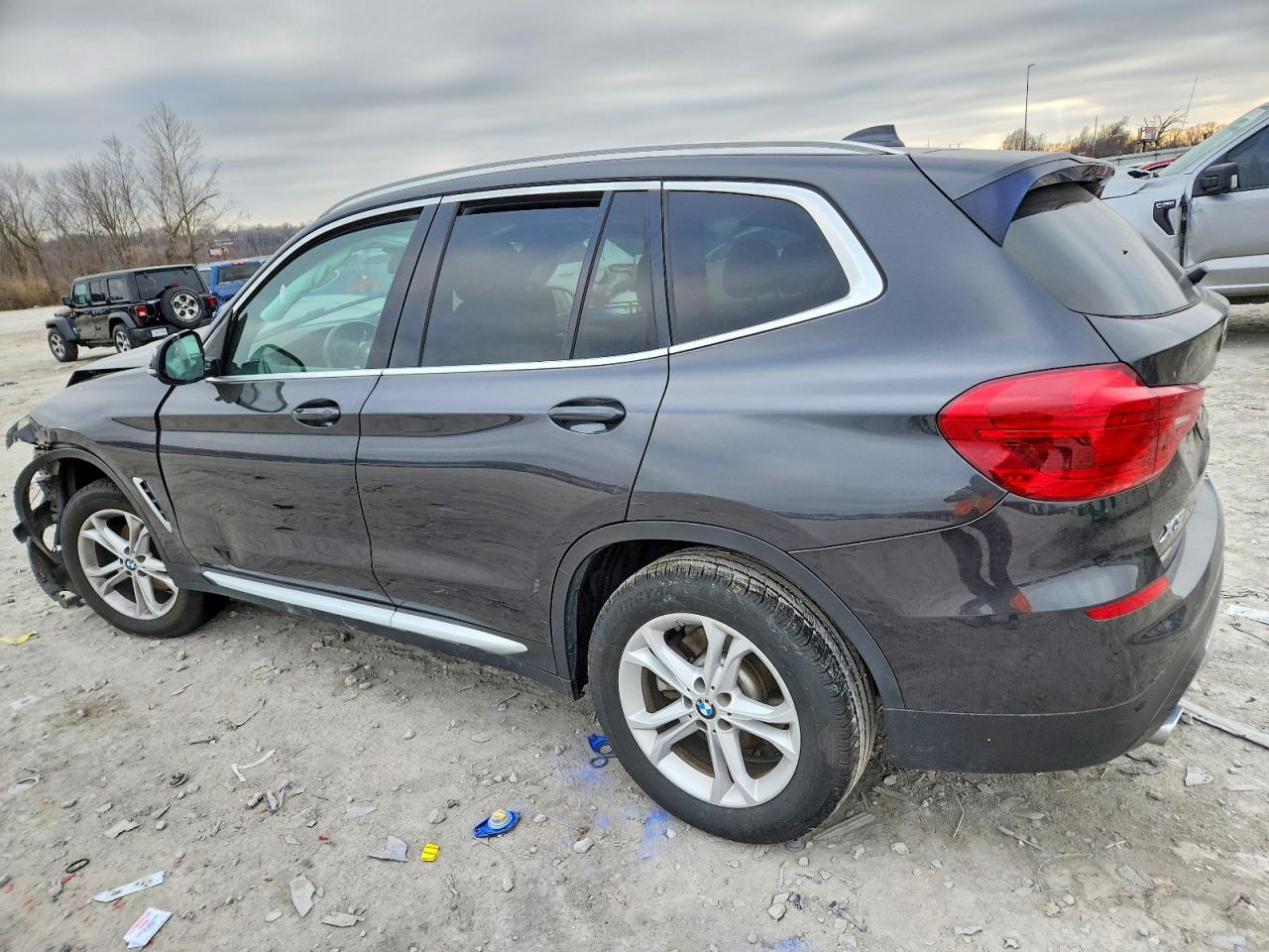 2019 BMW X3 SDRIVE30I photo 2