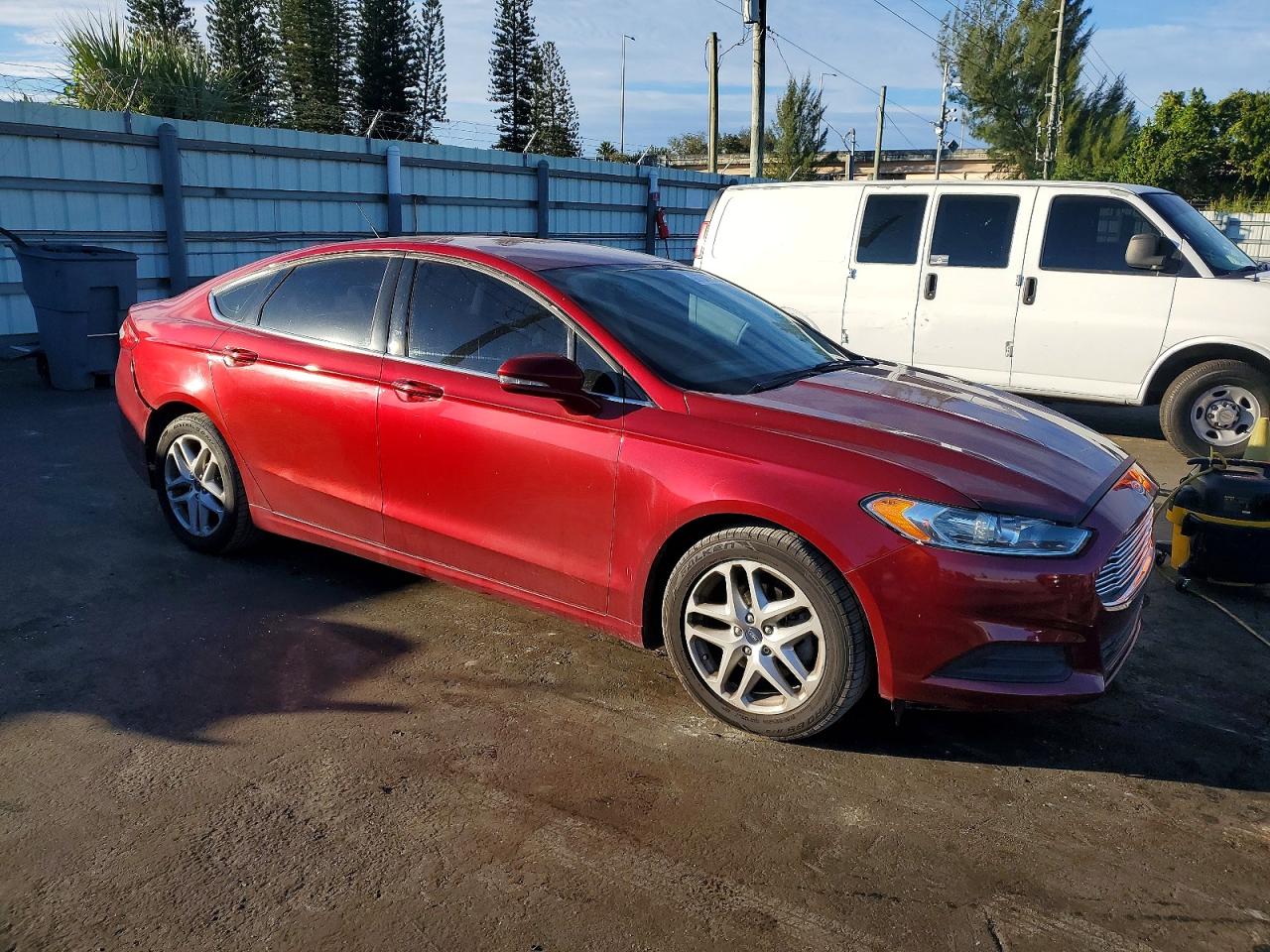 2016 FORD FUSION SE photo 4