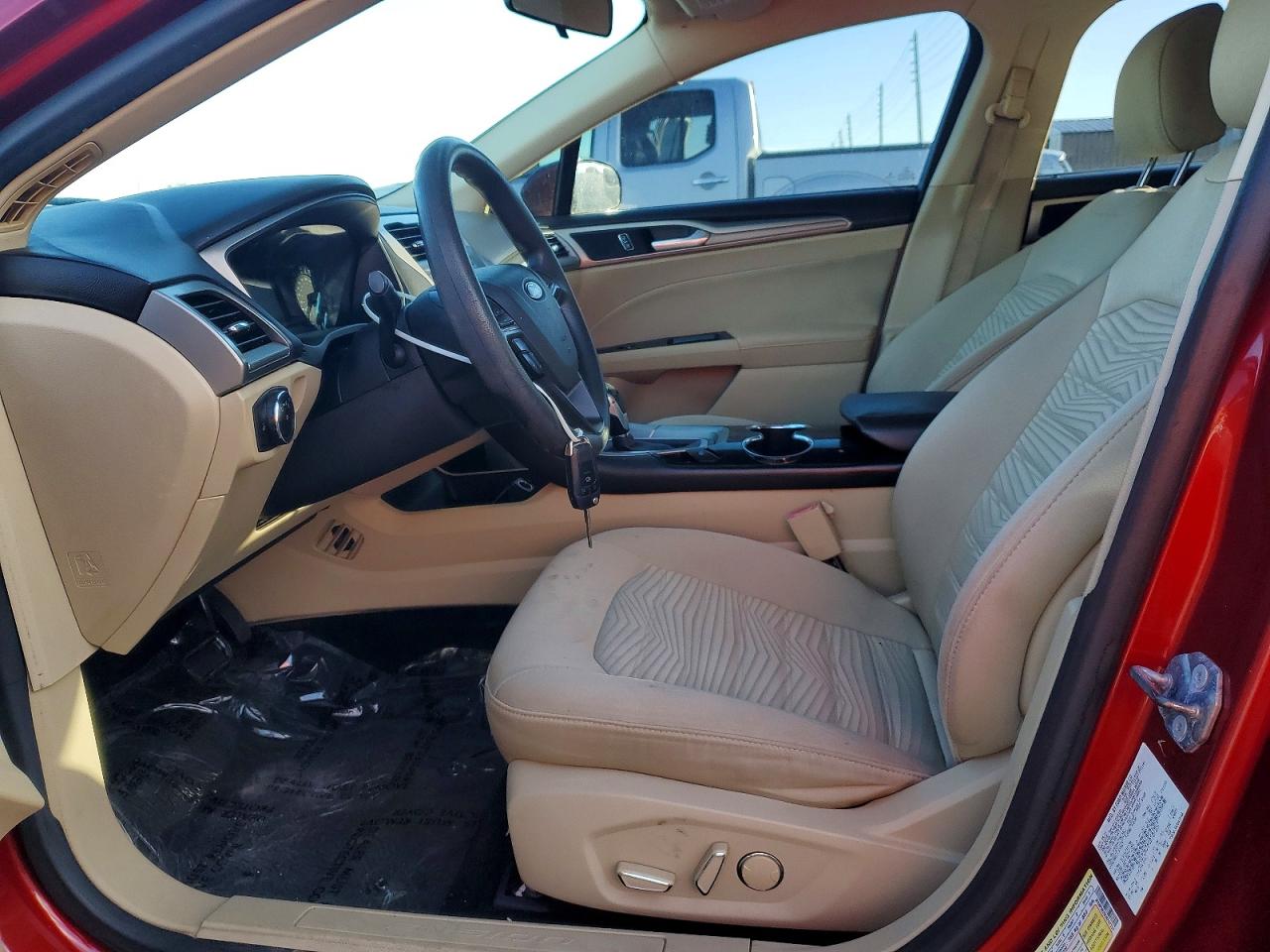 2016 FORD FUSION SE photo 7