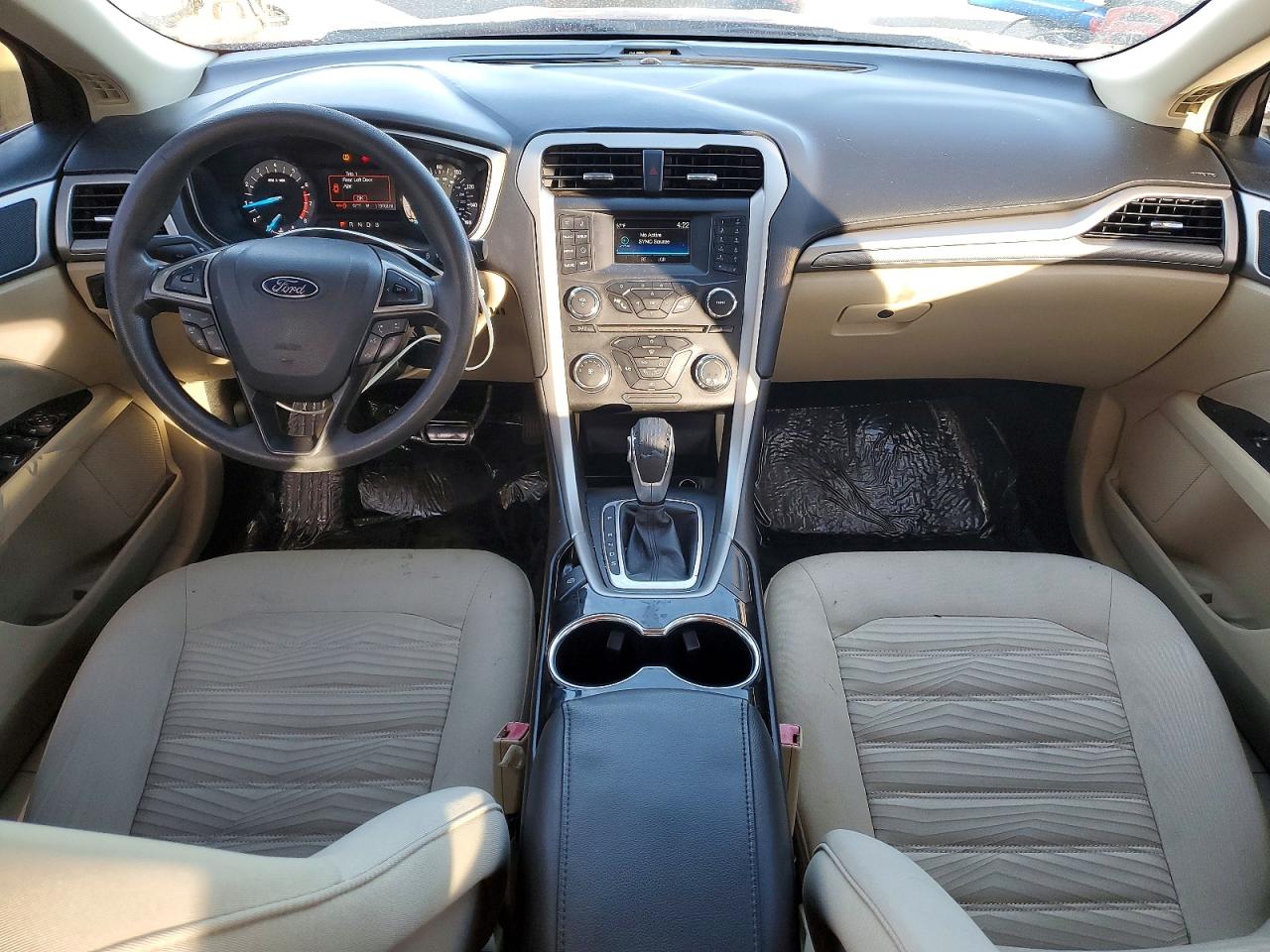 2016 FORD FUSION SE photo 8