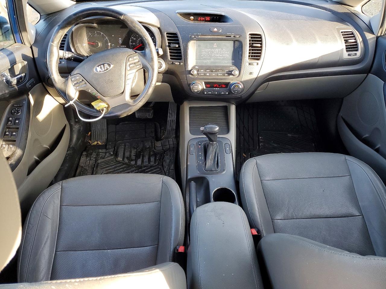 2014 KIA FORTE EX photo 8