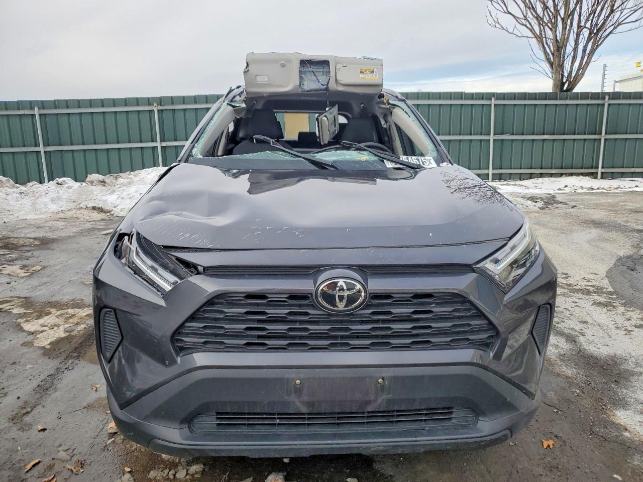 2025 TOYOTA RAV4 XLE photo 5