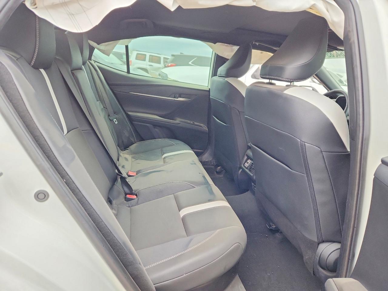 2025 TOYOTA CAMRY SE photo 19