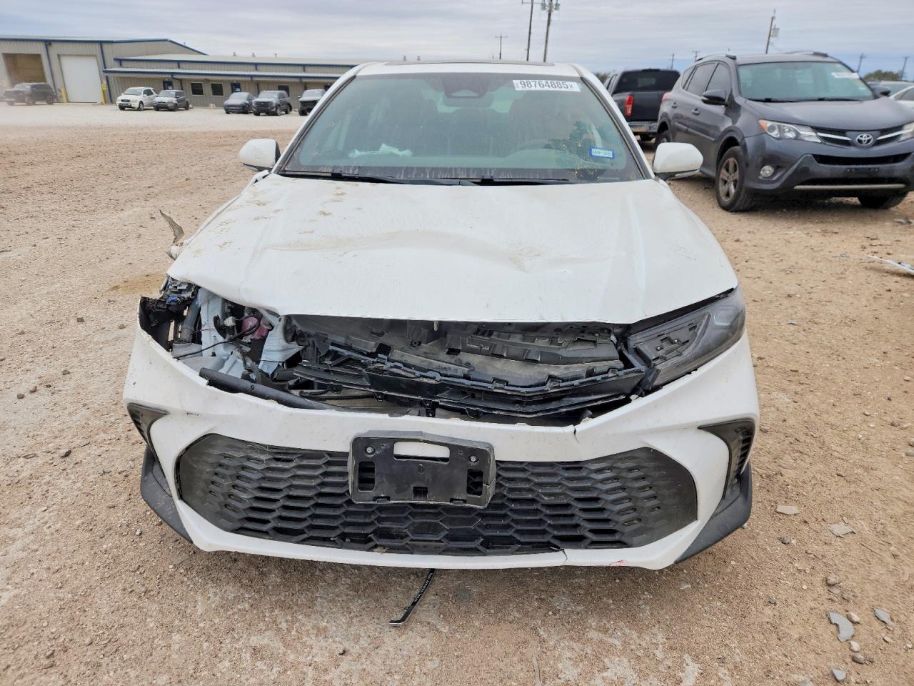 2025 TOYOTA CAMRY SE photo 9