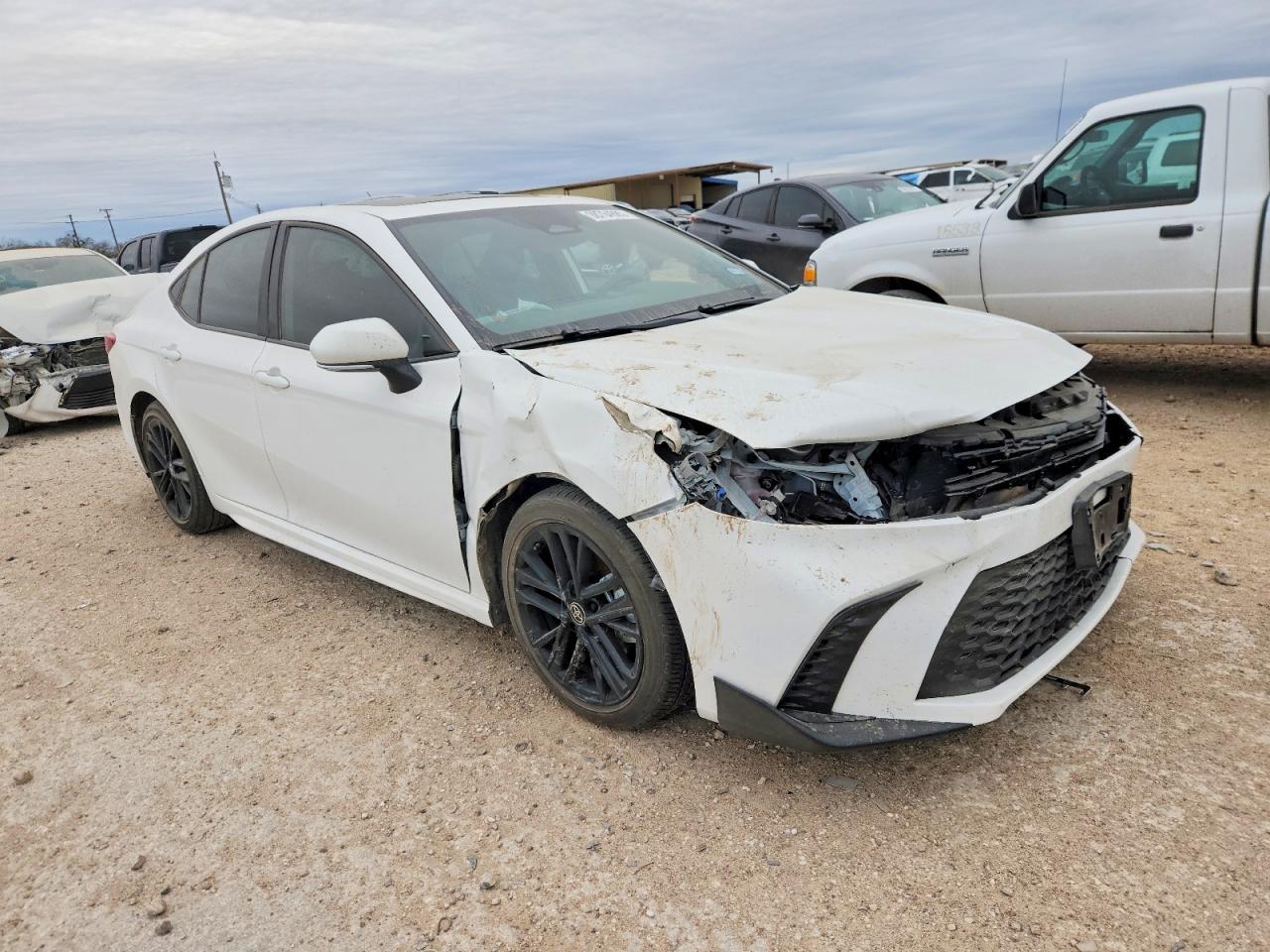 2025 TOYOTA CAMRY SE photo 7