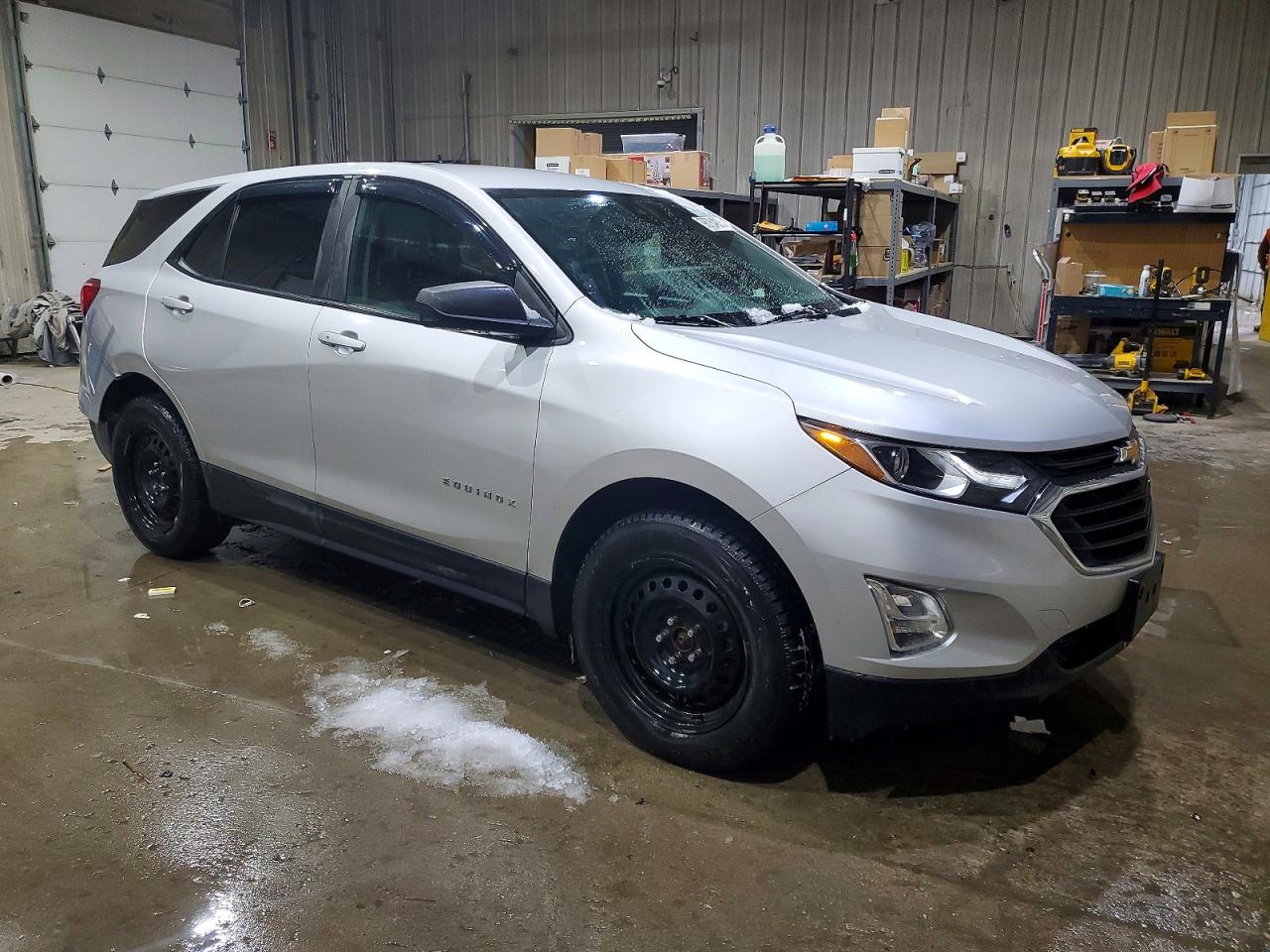 2021 CHEVROLET EQUINOX LS photo 4
