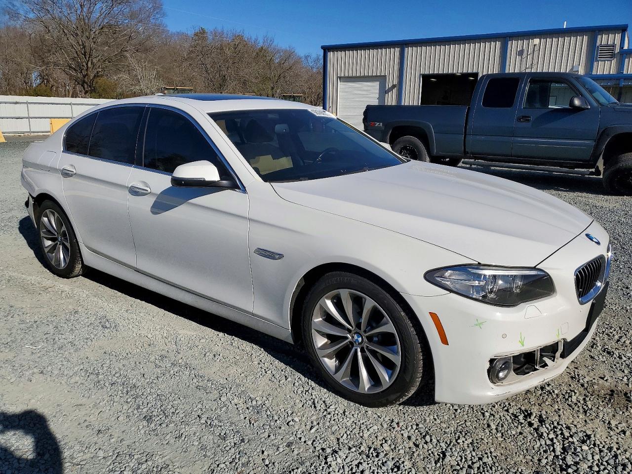 2016 BMW 528 XI photo 4