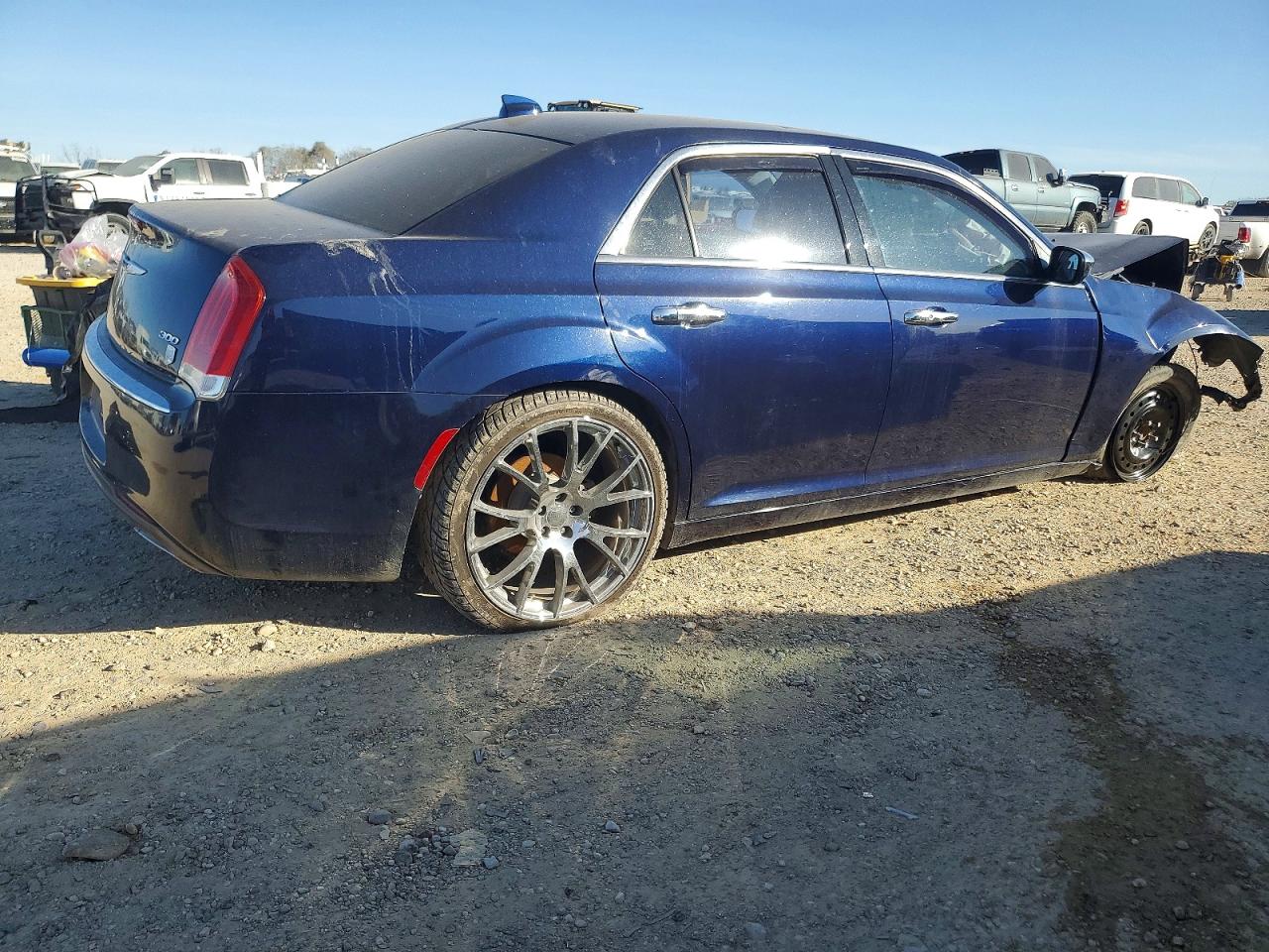 2015 CHRYSLER 300 LIMITED photo 3