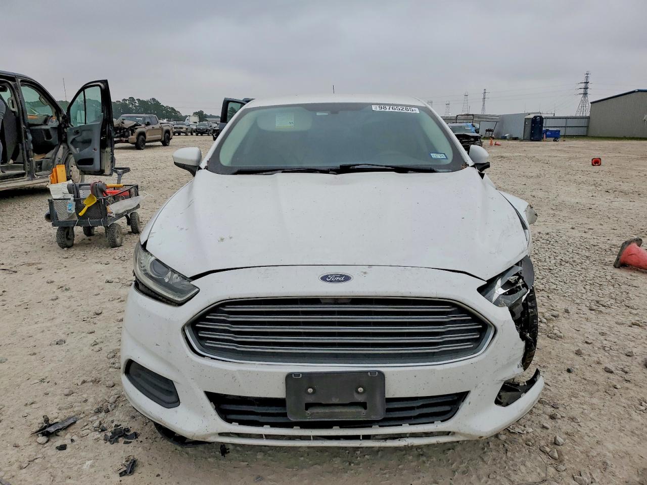 2016 FORD FUSION S photo 5
