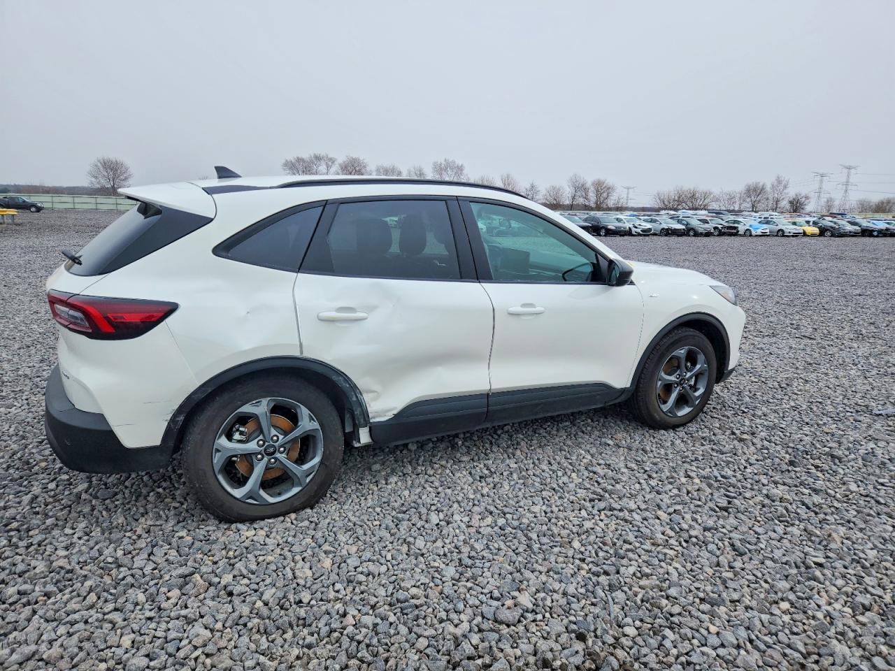 2025 FORD ESCAPE ST LINE photo 3