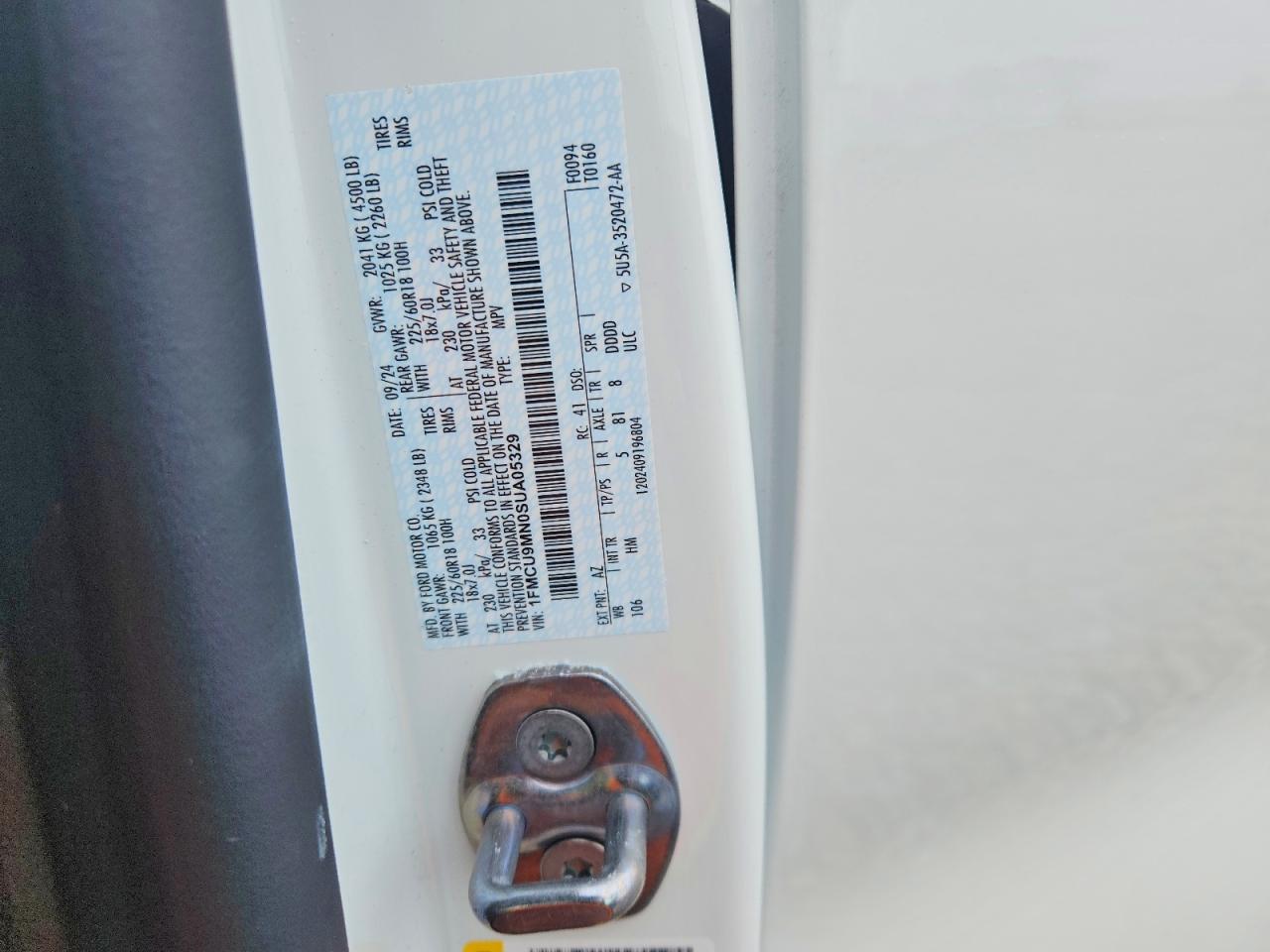 2025 FORD ESCAPE ST LINE photo 12