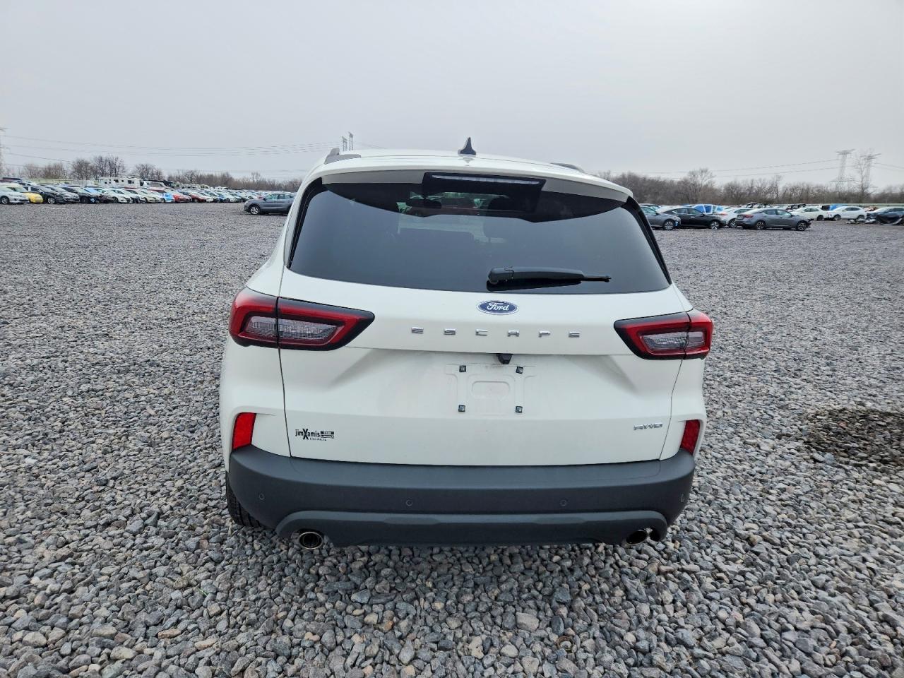 2025 FORD ESCAPE ST LINE photo 6