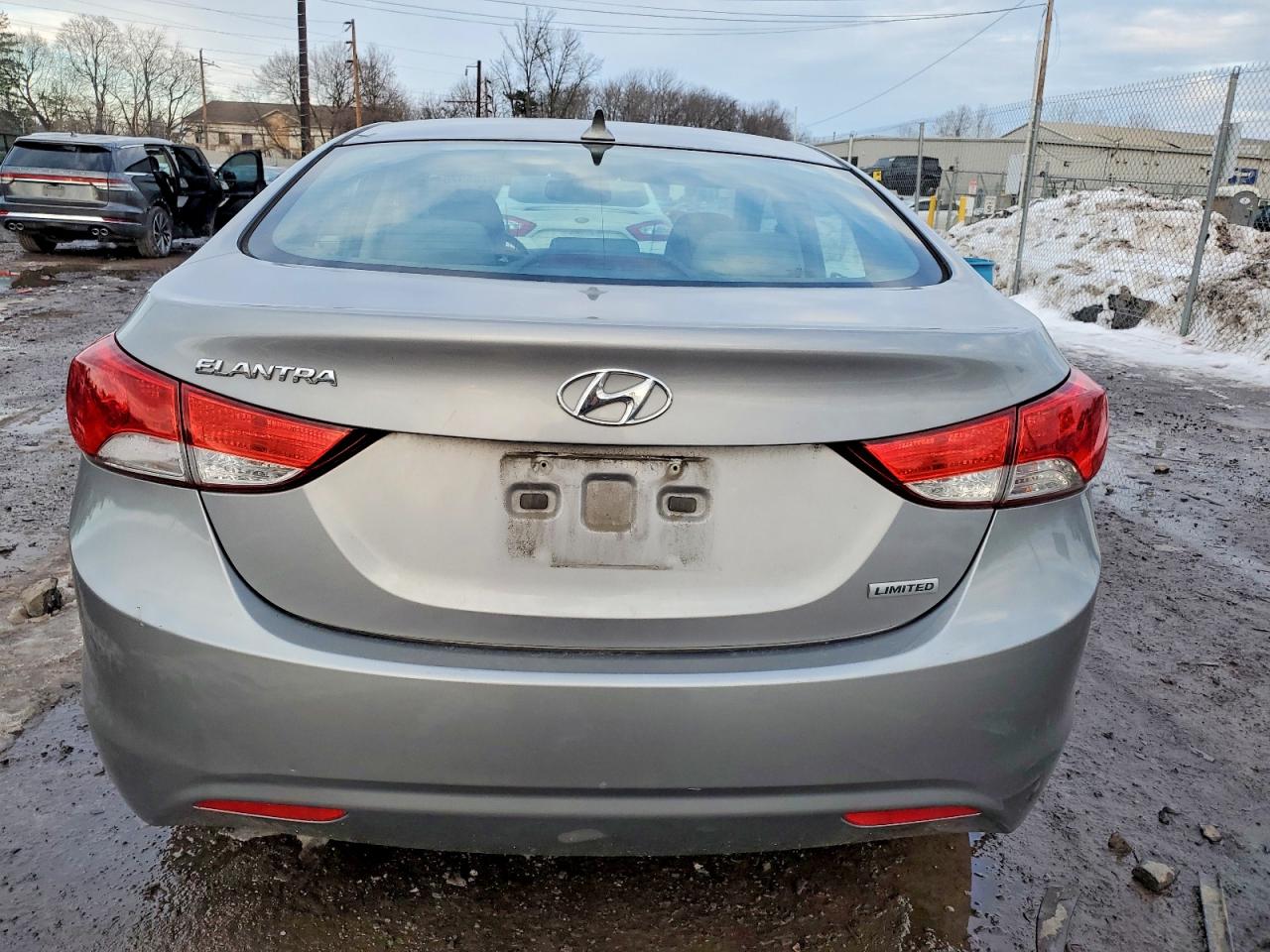 2012 HYUNDAI ELANTRA GLS photo 6