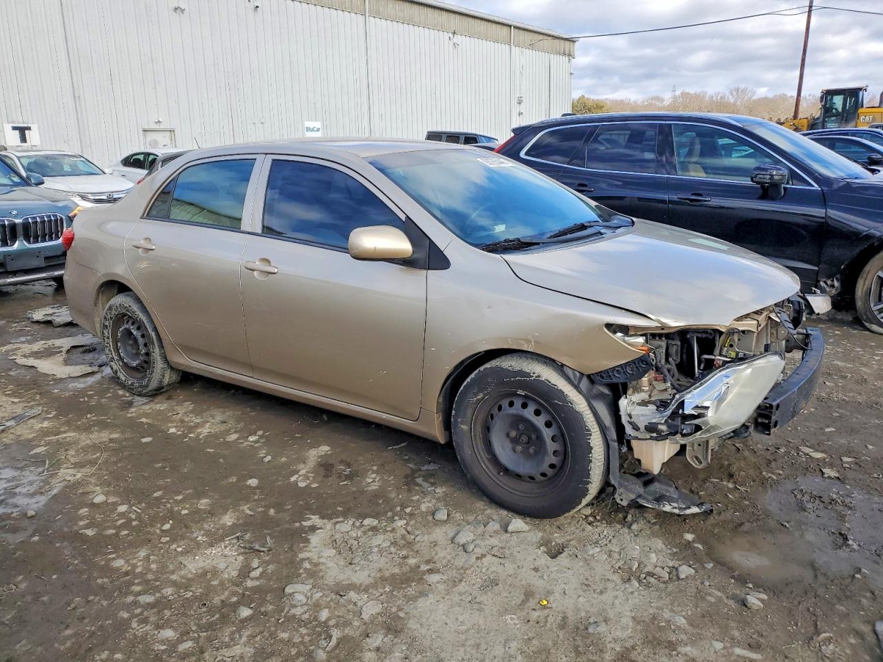 2013 TOYOTA COROLLA BASE photo 4