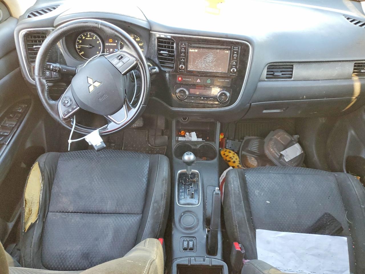 2016 MITSUBISHI OUTLANDER SE photo 8