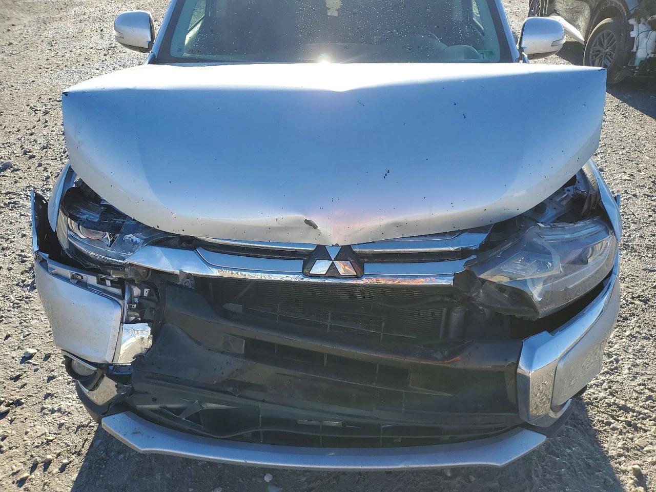 2016 MITSUBISHI OUTLANDER SE photo 12
