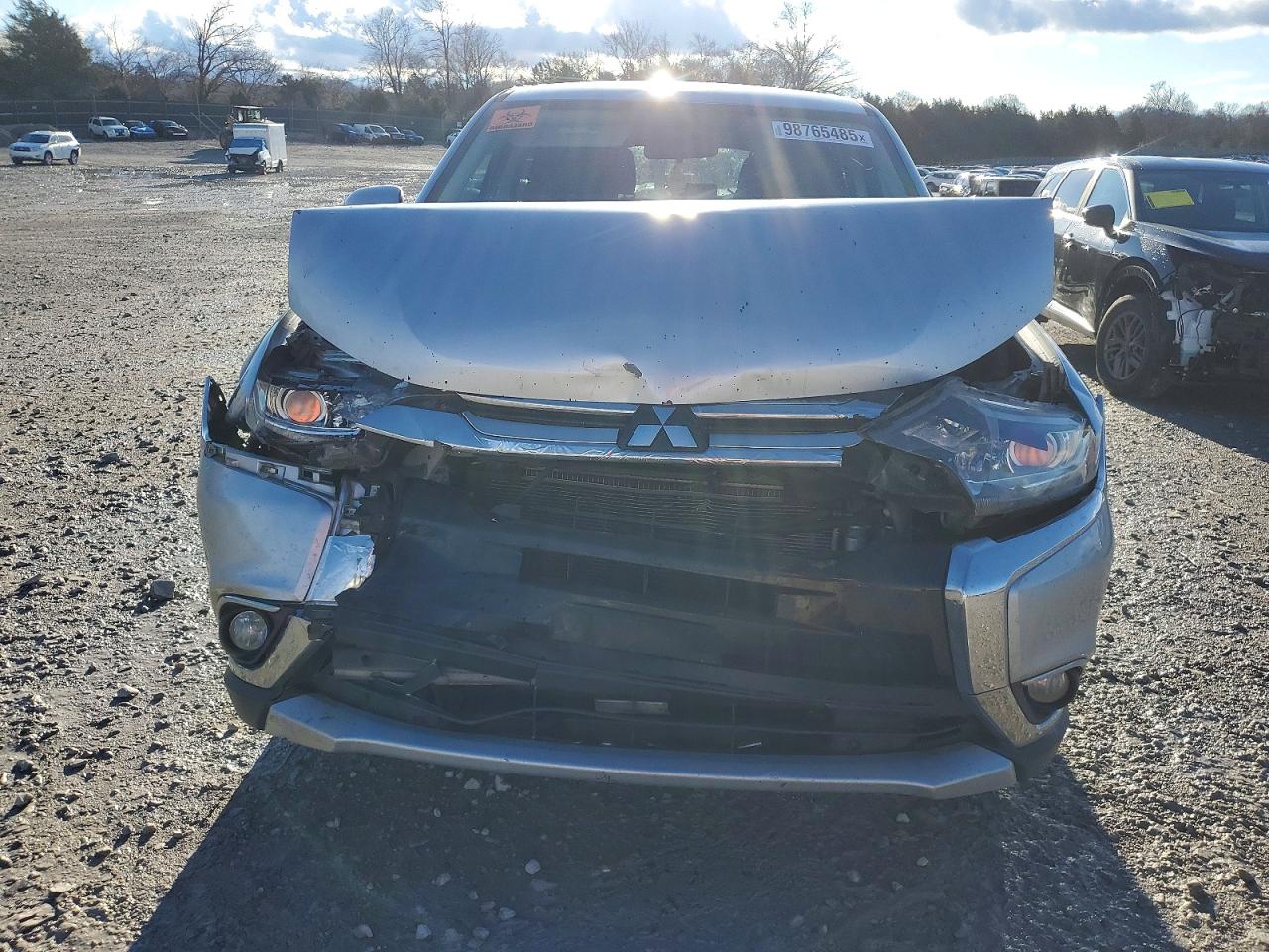 2016 MITSUBISHI OUTLANDER SE photo 5