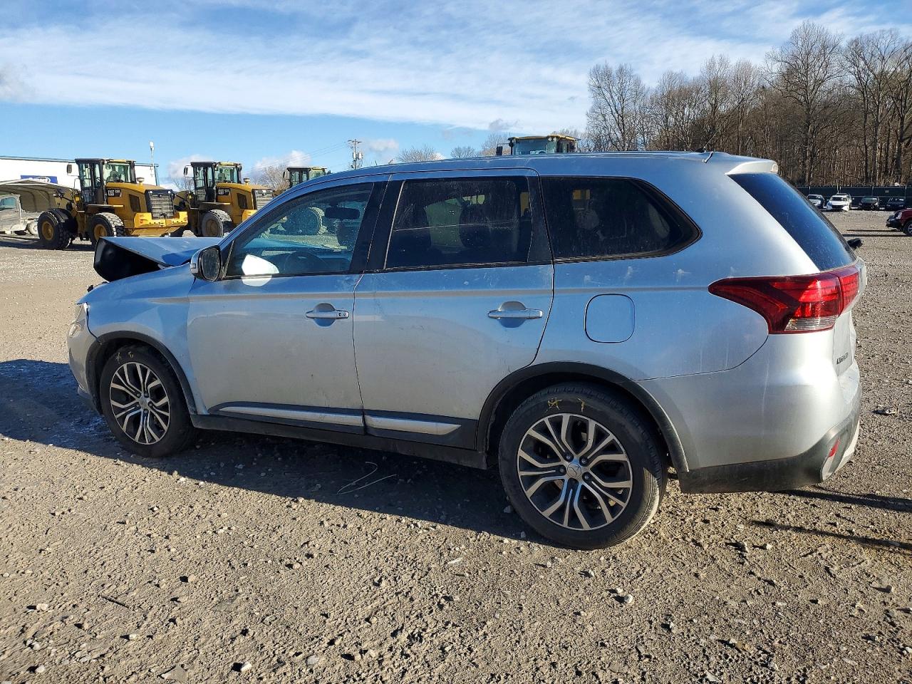 2016 MITSUBISHI OUTLANDER SE photo 2