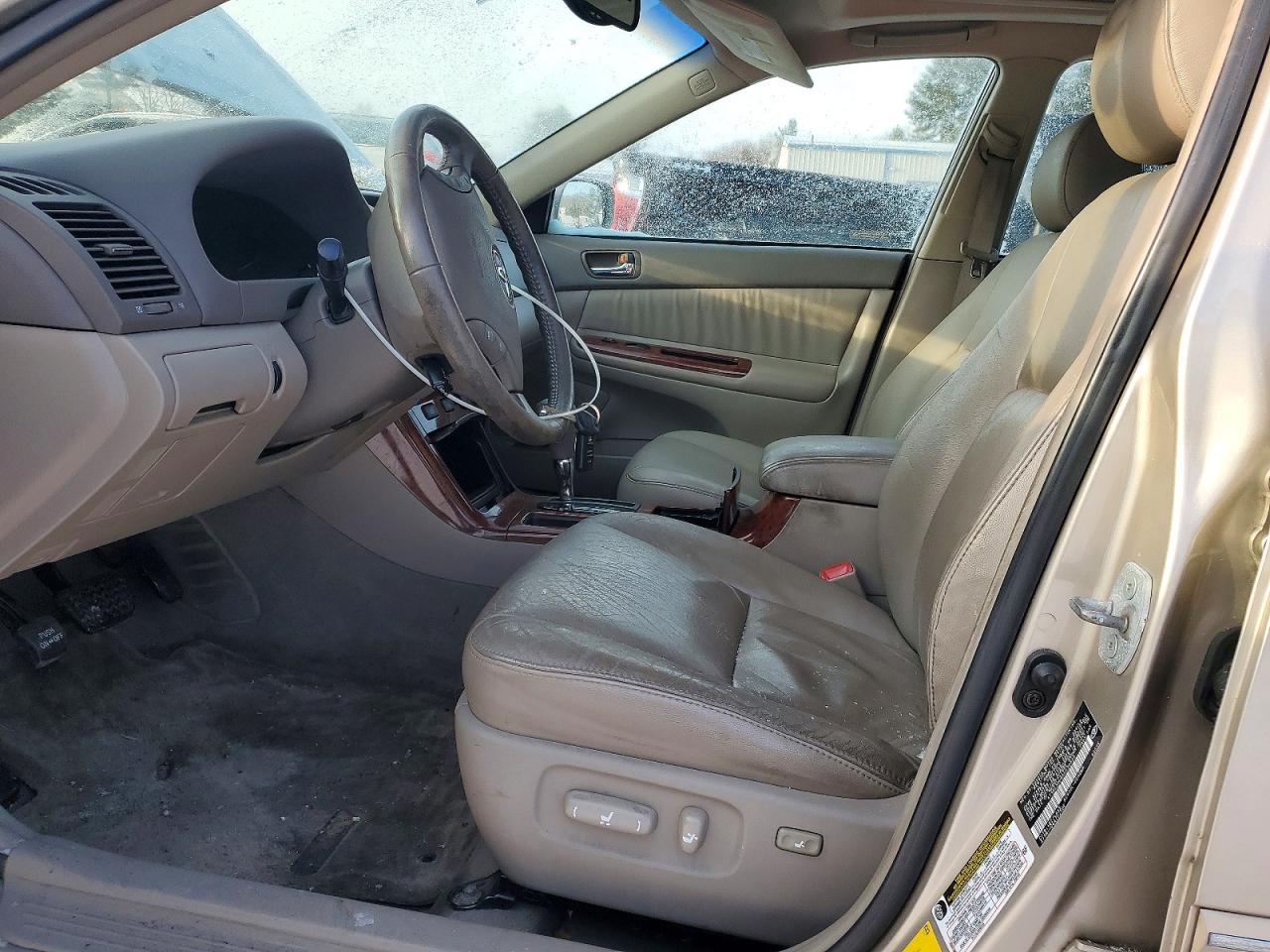2005 TOYOTA CAMRY LE photo 7
