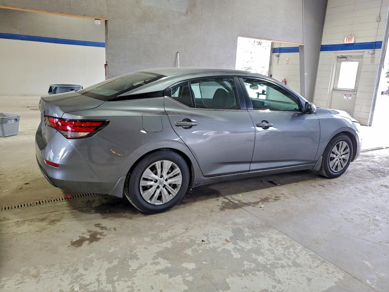 2022 NISSAN SENTRA S photo 3