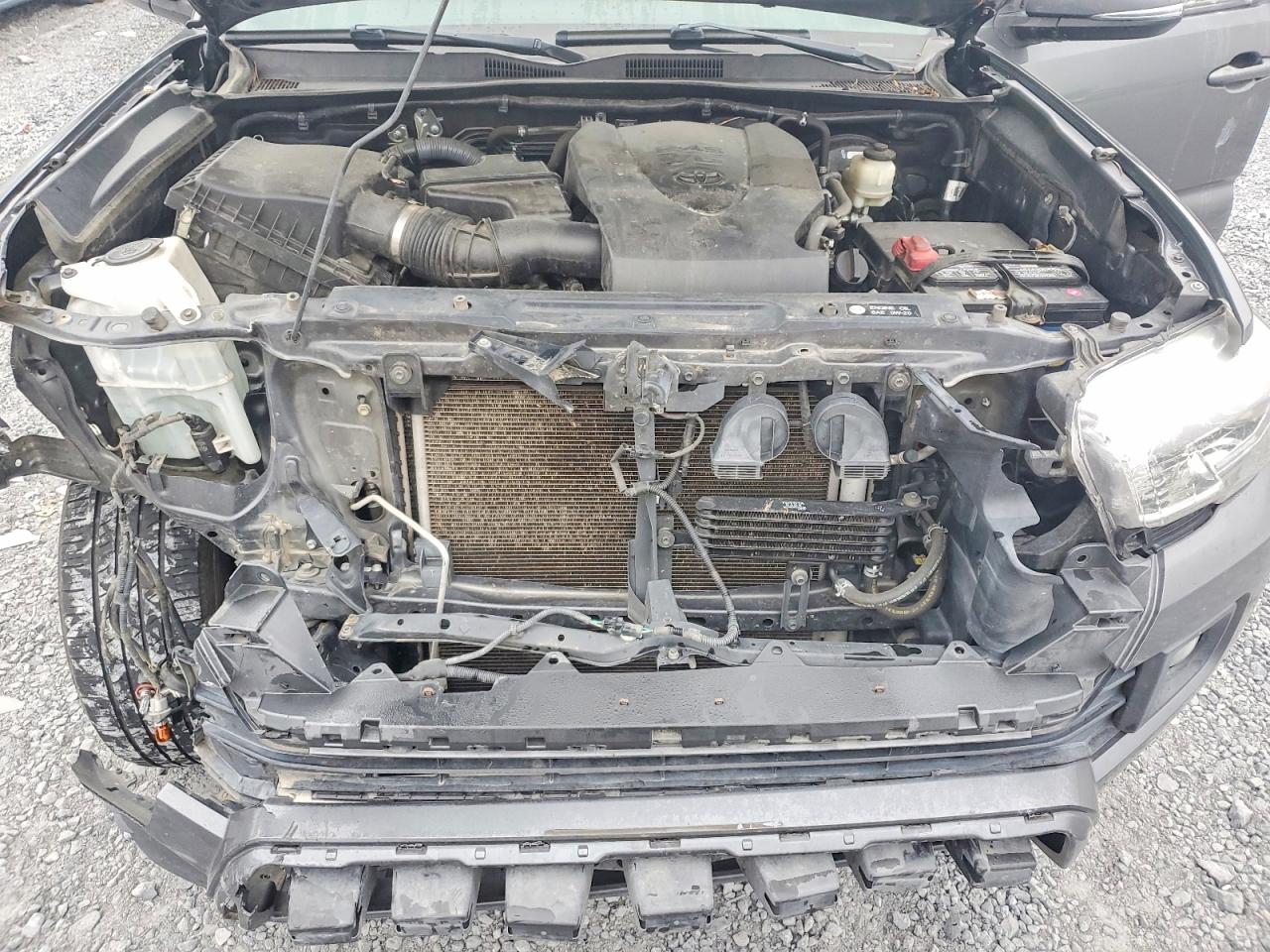 2017 TOYOTA TACOMA DOUBLE CAB photo 11