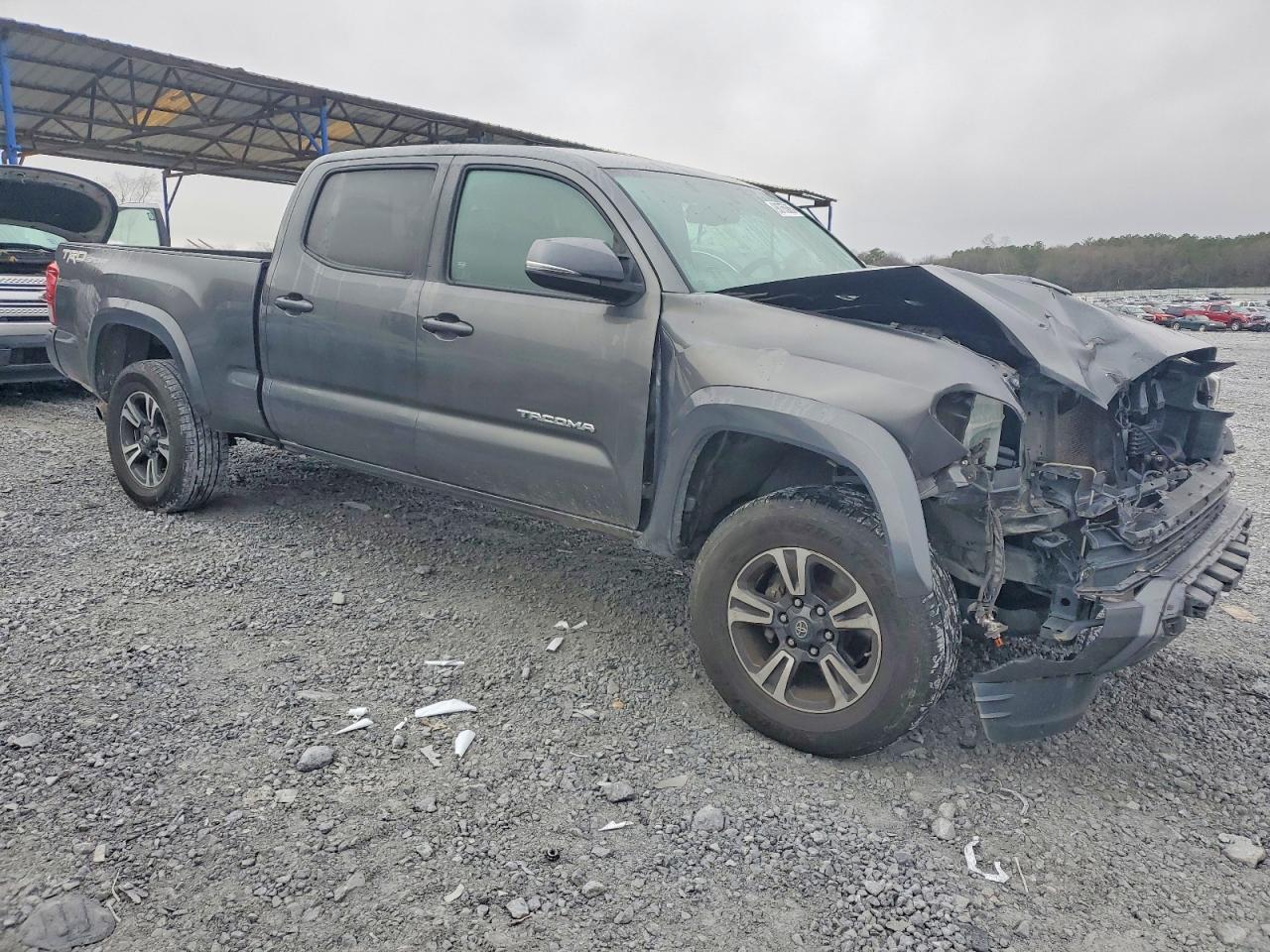 2017 TOYOTA TACOMA DOUBLE CAB photo 4